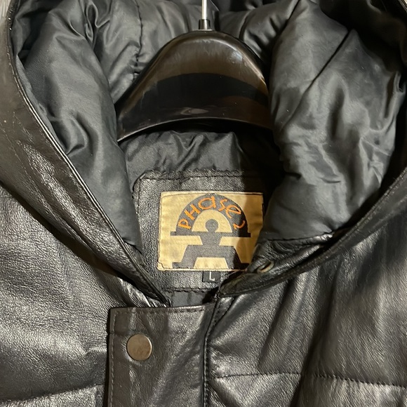 PHASE 2 Men’s Heavy Leather Jacket. Inner lining tear by armpit. Vintage 90’s. - Picture 3 of 5